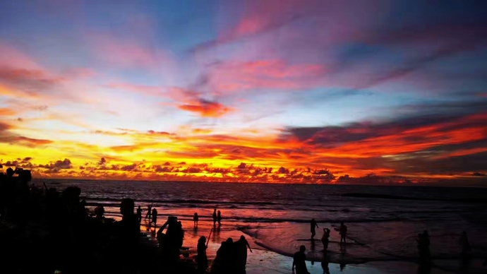 二等獎 七公司 馬偉 巴厘島晚霞.jpg